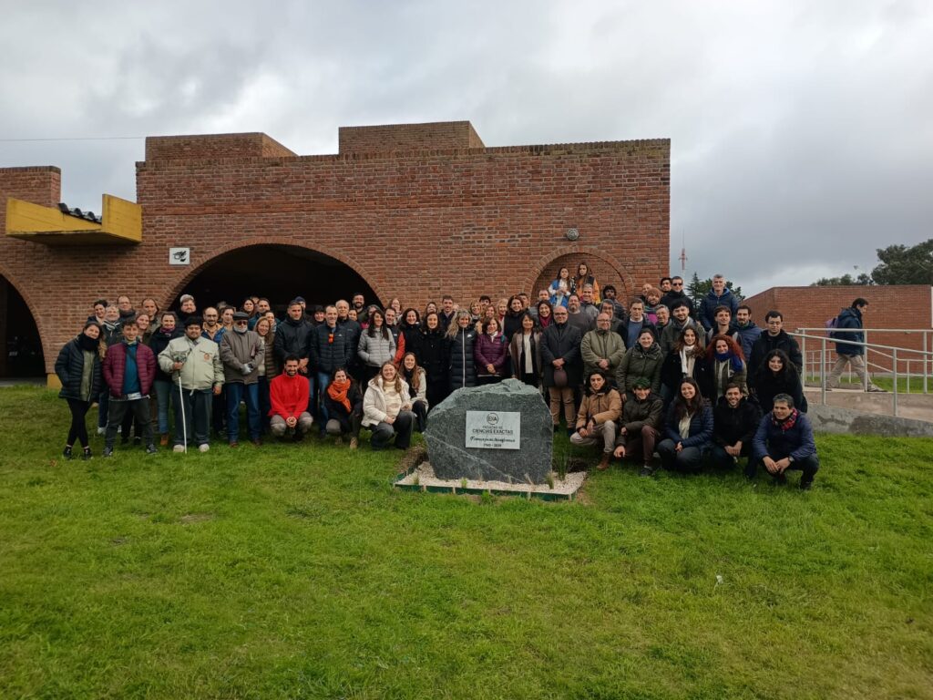Inauguración del Hito por los 60 años y plantación de árboles y nativas
